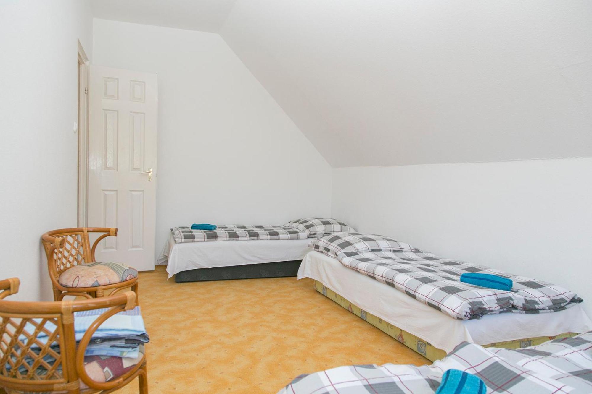Güns Vendégház Szigliget Chambre photo
