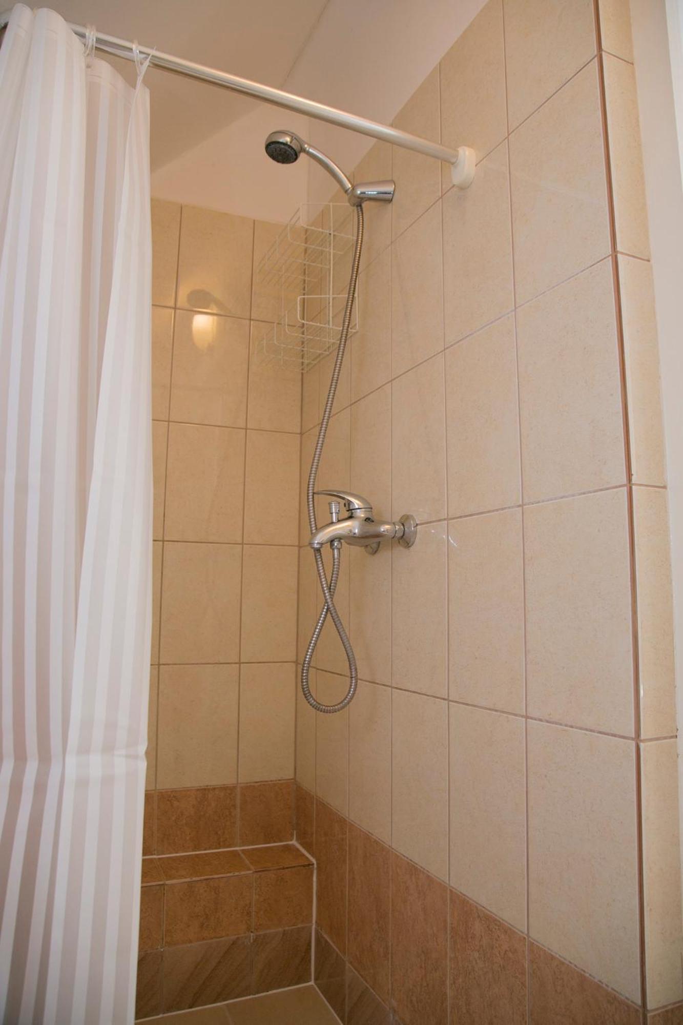 Güns Vendégház Szigliget Chambre photo