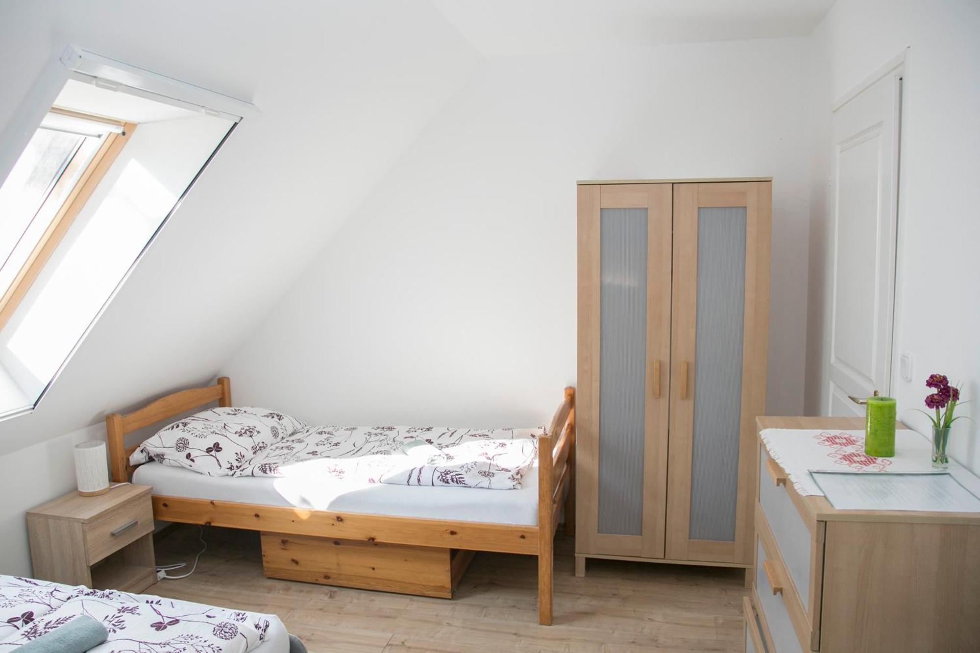 Güns Vendégház Szigliget Chambre photo