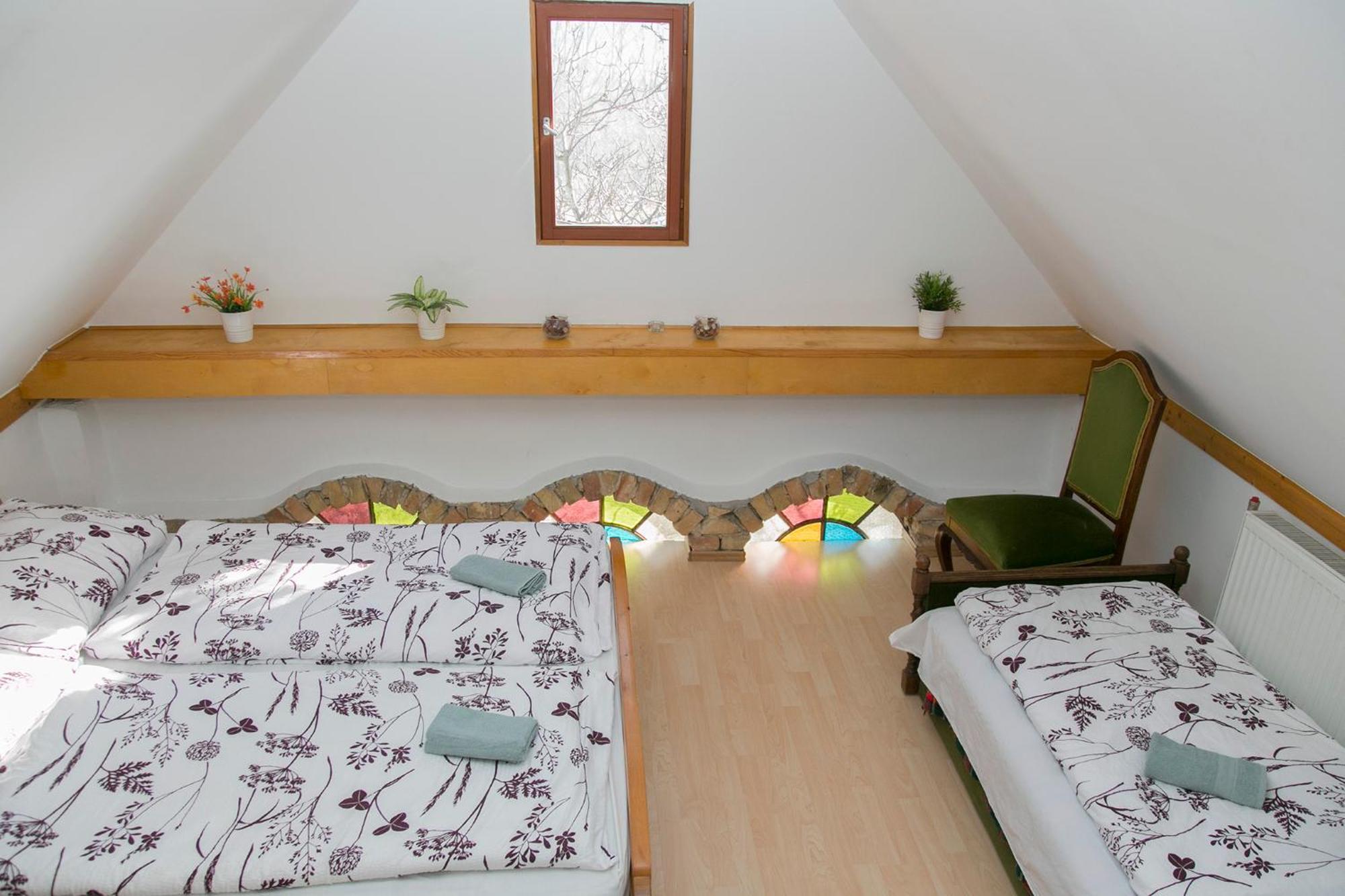 Güns Vendégház Szigliget Chambre photo